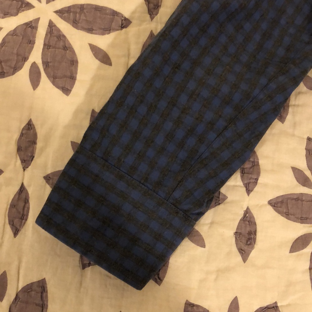 UNTUCKit Dress Shirt - Picture 4 of 6